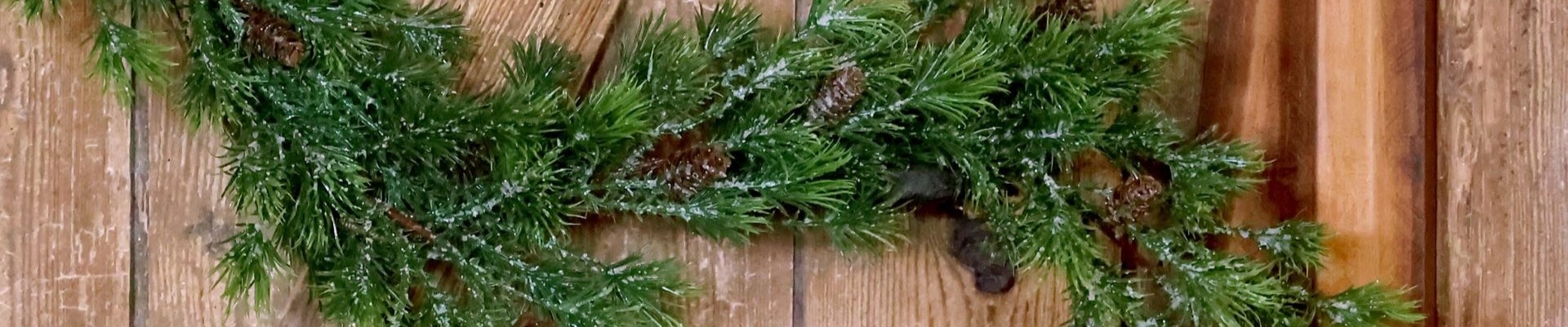 Wreaths & garlands