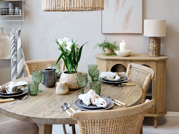 Chic Antique Livingroom