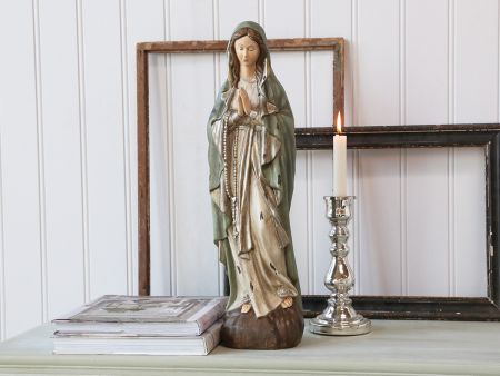 Madonna w. rosary