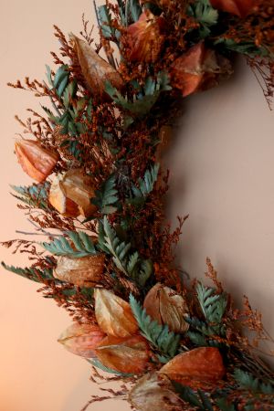 Fleur Wreath w. flowers thumbnail