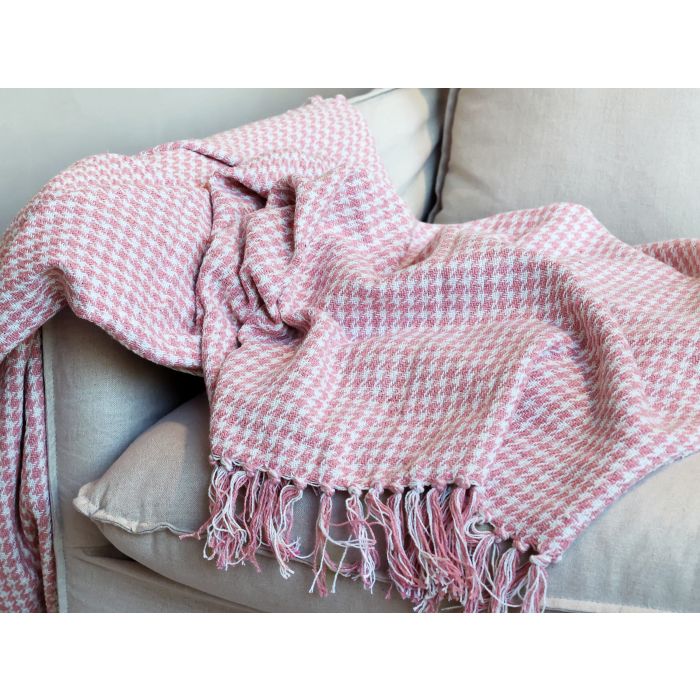 Aix Throw of surplus yarn