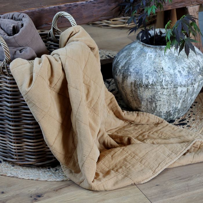 Aix Vintage Quilt