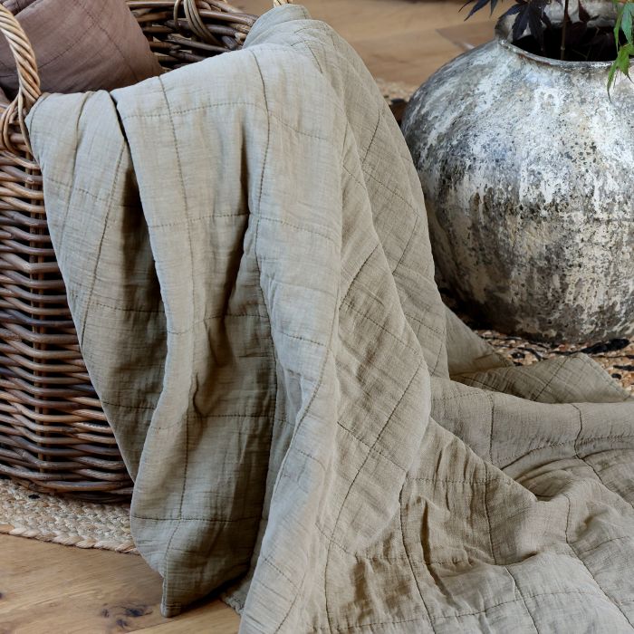 Aix Vintage Quilt