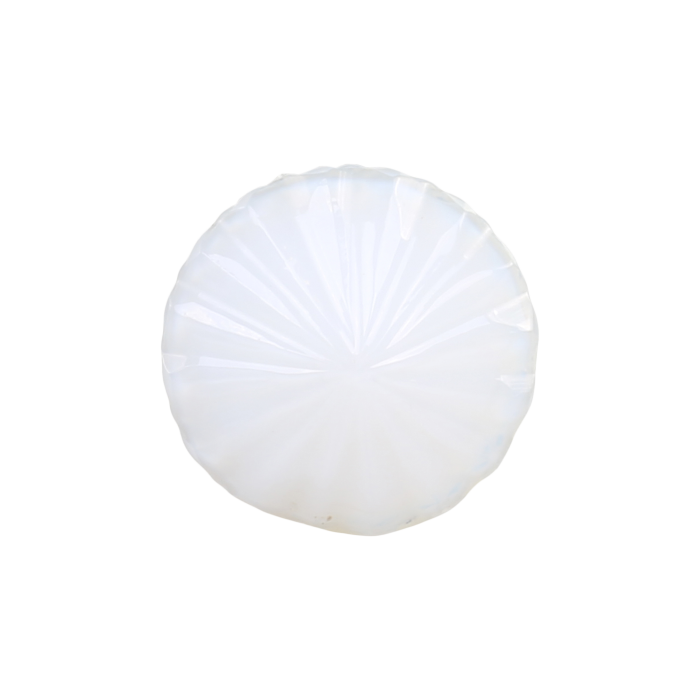 Knob in cut glass