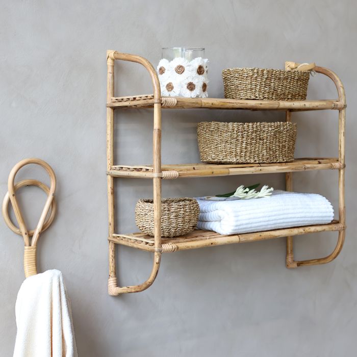 Shelving Unit w. 3 shelves