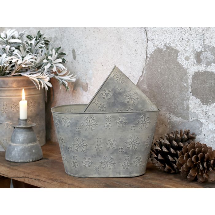 Planter w. snowflakes set of 2