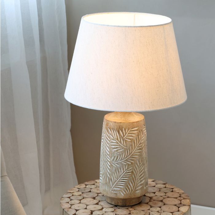 Bordlampe m. træfod og hørskærm