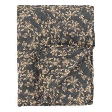 Aix Quilt w. leaf pattern