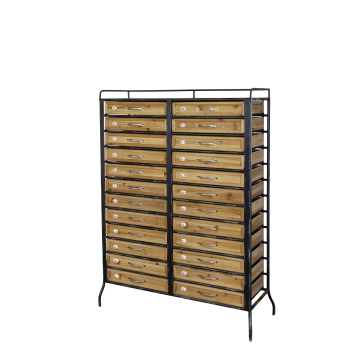 Chest of Drawers w. drawers
