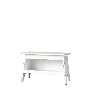 Bench w. shelf