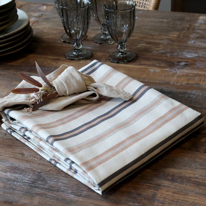 Aix Tablecloth w. stripes