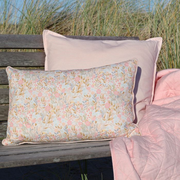 Aix Kissebezug mit Blätter