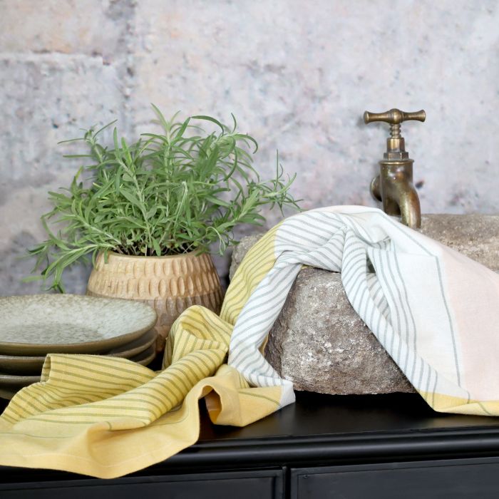 Aix Tea Towel w. stripes