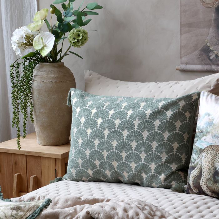 Aix Pillowcase w. tassels & gold details