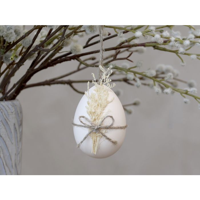 Easter Egg w. dried flower