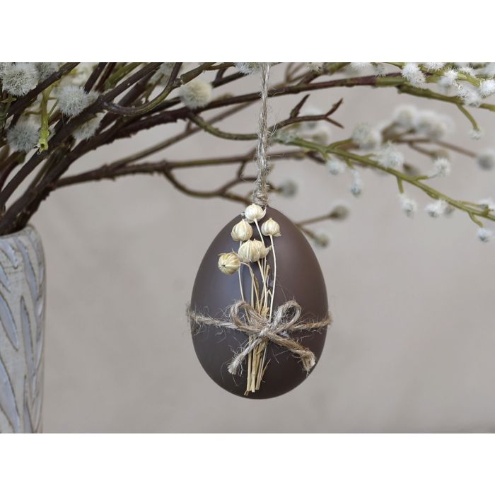 Easter Egg w. dried flower