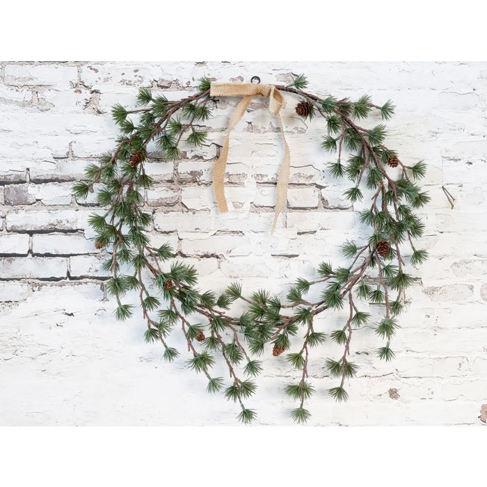 Fleur Cedar Wreath w. pine cones & jute string