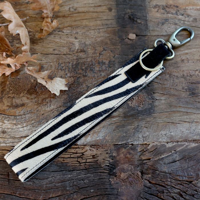 Keychain in leather w. zebra print