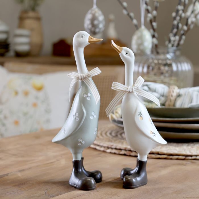 Geese w. bows set of 2