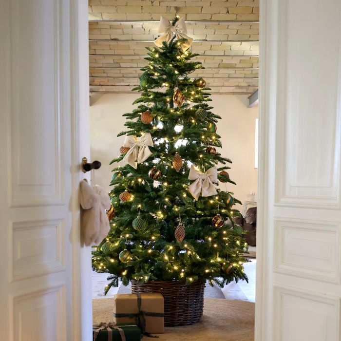 Fleur Christmas Tree w. 400 LED lights