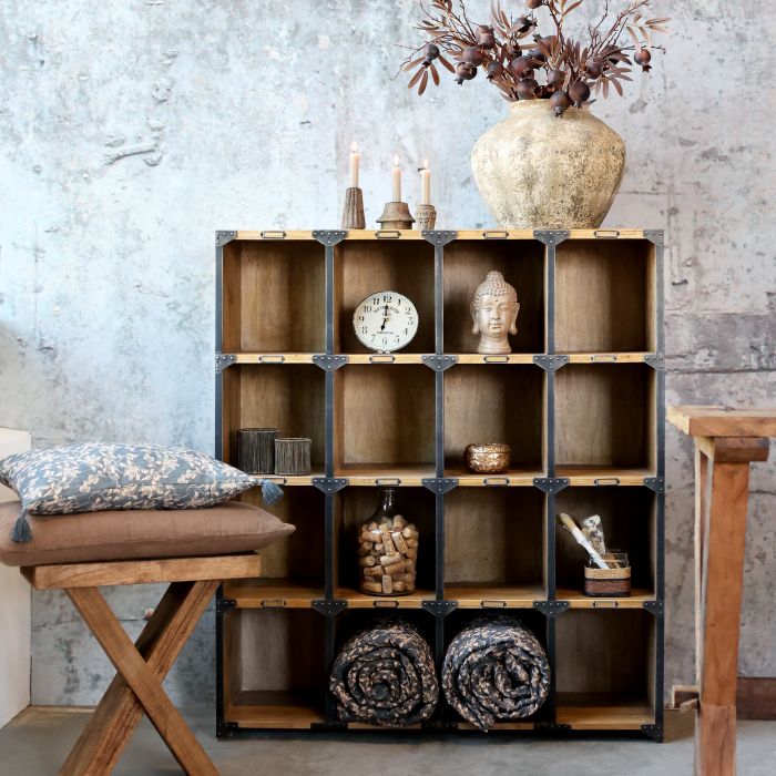 Étagère avec compartiment 