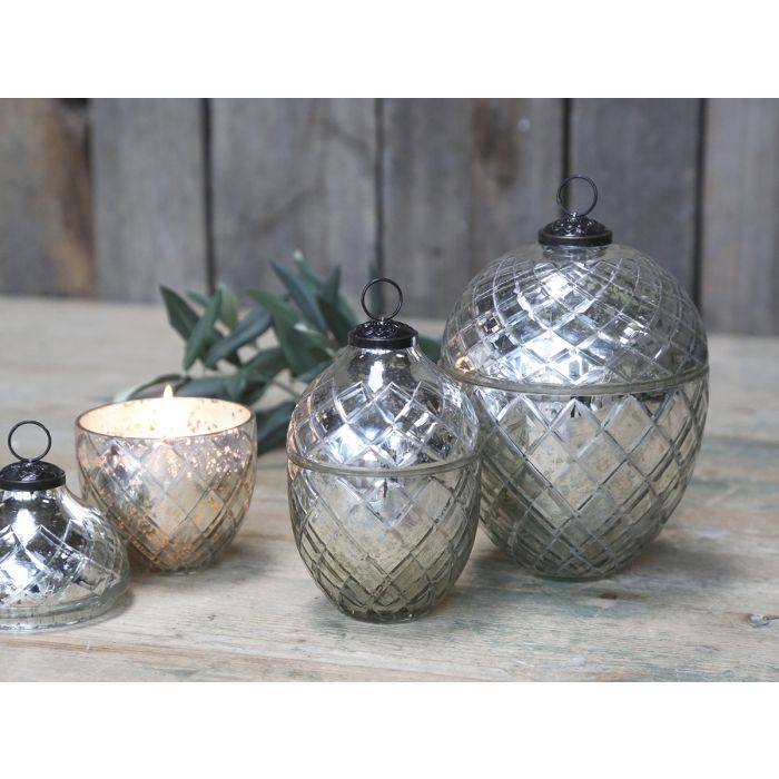 Glas Ei m. Kerze u. Diamantschliff