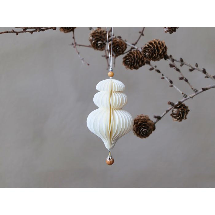 Ornament in paper w. wooden pearl