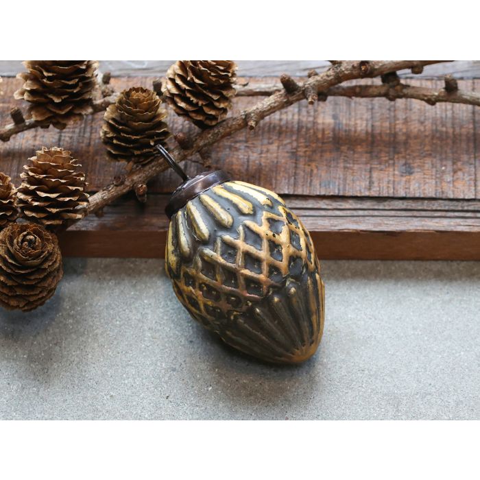 Ornament m. guld mønster