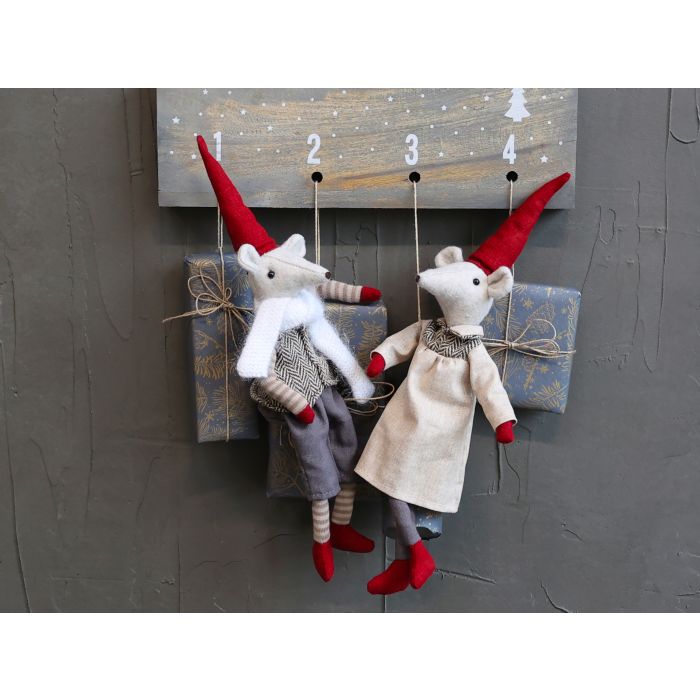 Otto & Oline Julemus siddende s/2