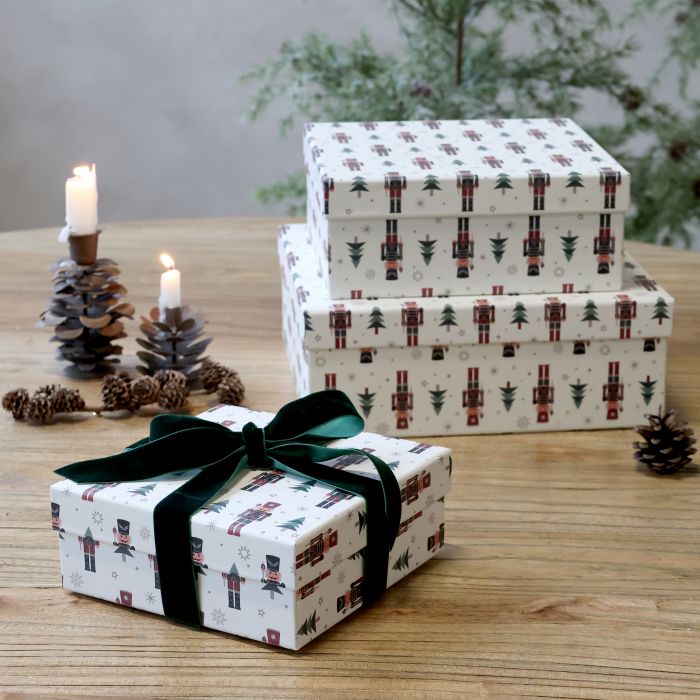 Æske m. nøddeknækkere sæt af 3