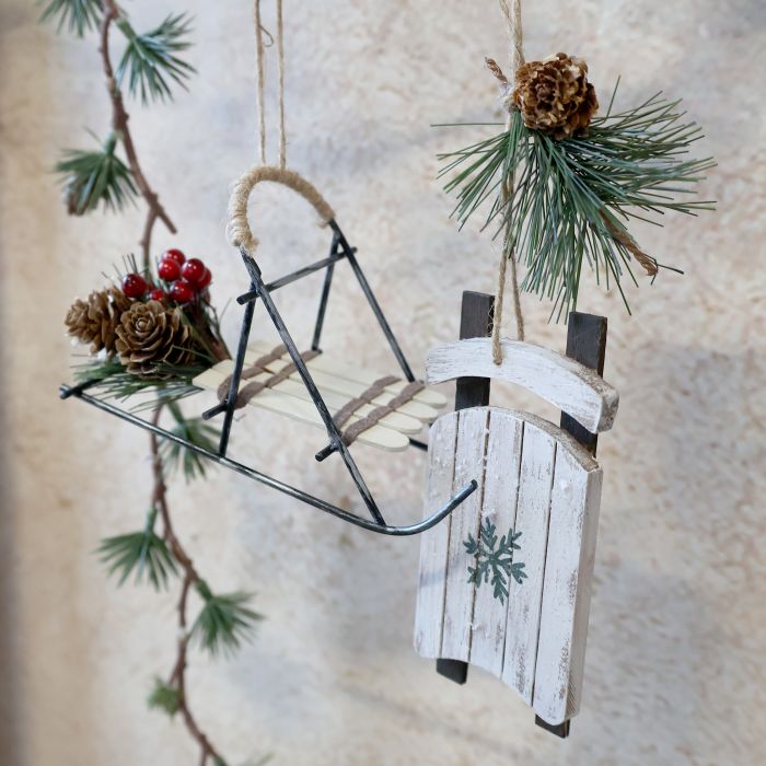 Vintage Sledge set of 2