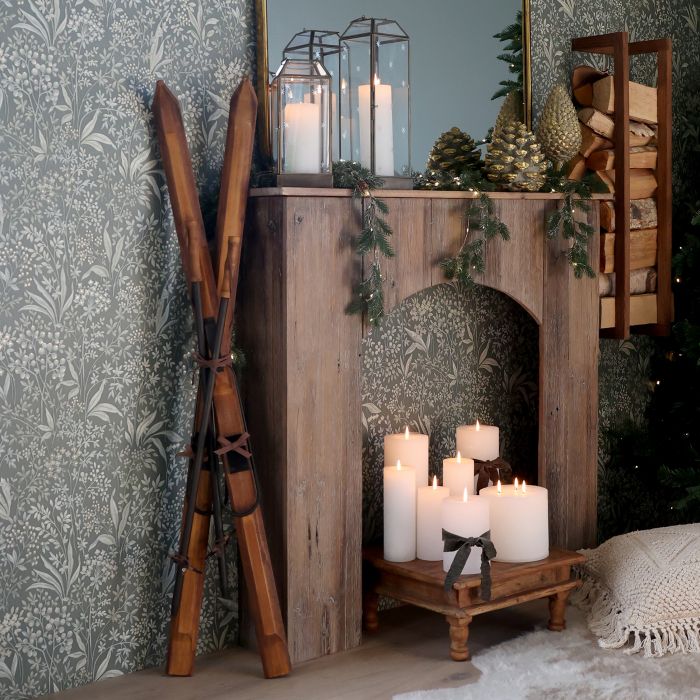 Vintage Skis w. poles for deco