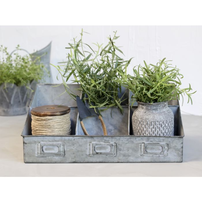 Box w. 6 compartments