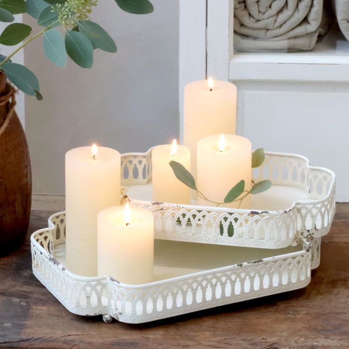 Plat avec bordure de dentelle set de 2