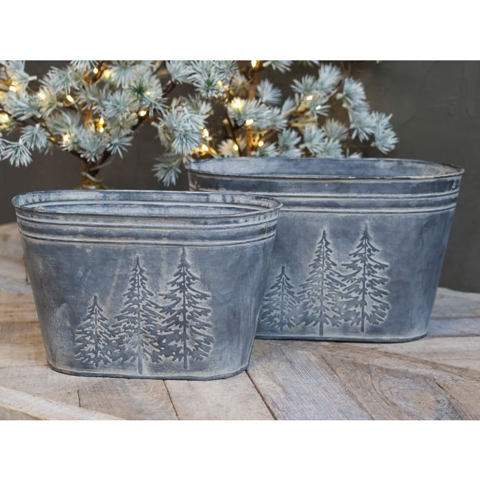 Planter w. trees set of 2