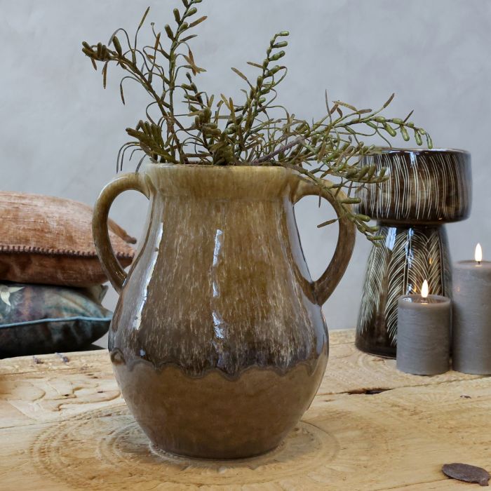 Vase w. handle