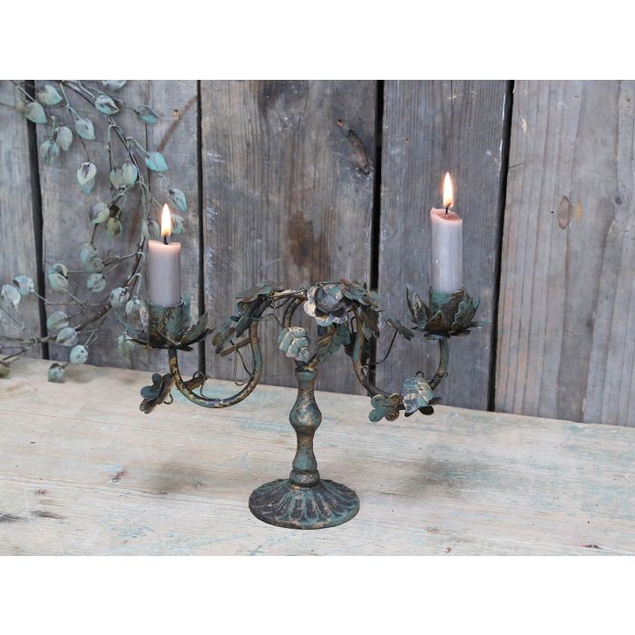 Candlestick w. leaves