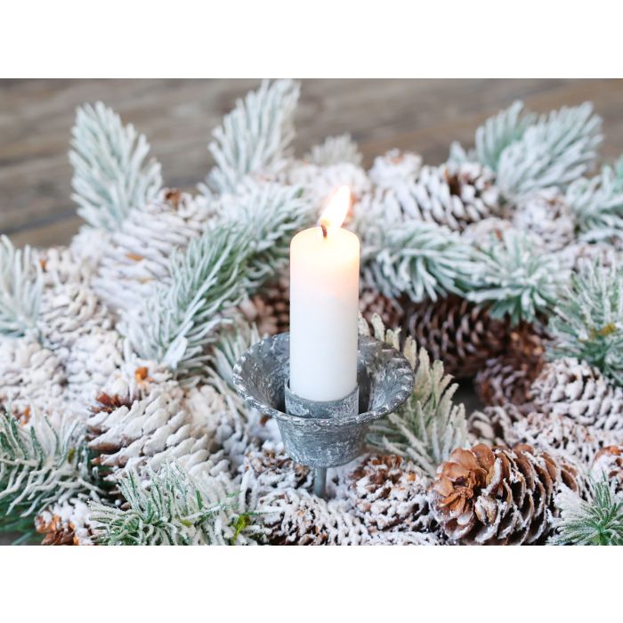 Candleholder w. spear