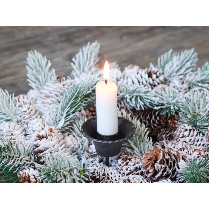 Candleholder w. spear