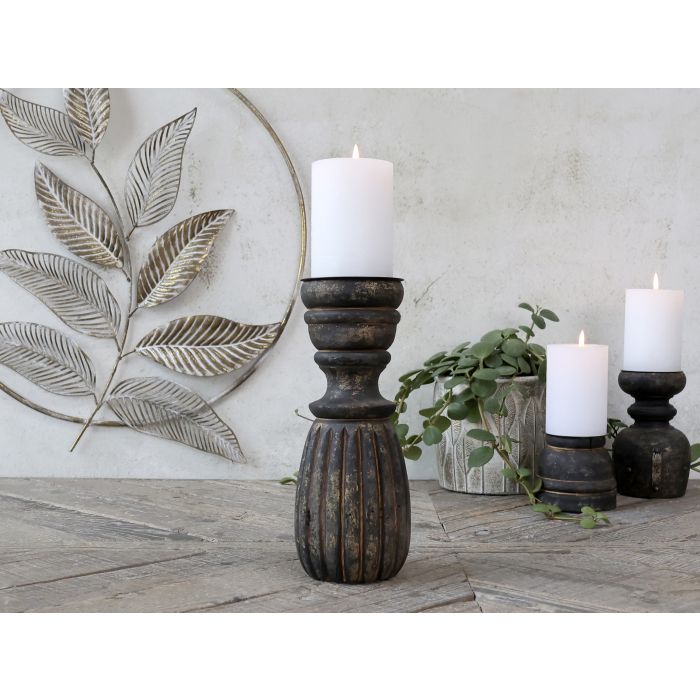 Candlestick w. grooves