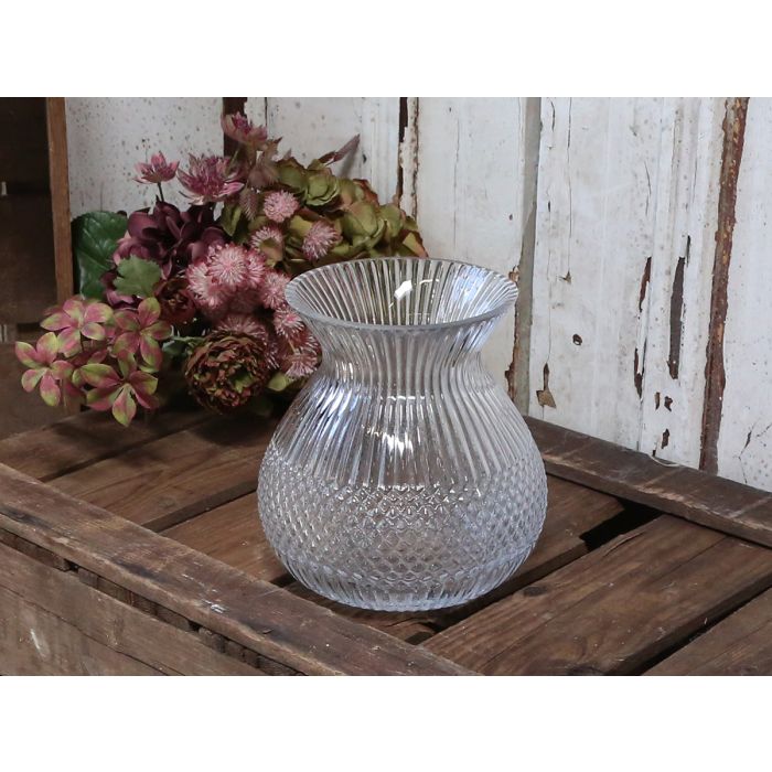 Vase m. Rillen und Diamantenschnitt