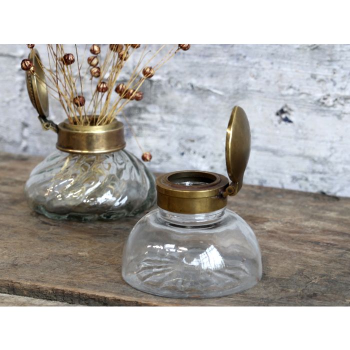 Altfranzösische Vase m. Deckel